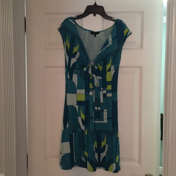 Express Dresses & Skirts - Express Geometric Design V-Neck Dress- XS